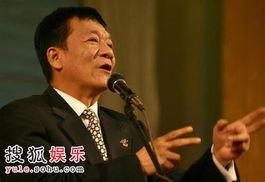 娱乐吃瓜侯耀文,侯耀文生前幕后故事与吃瓜热议
