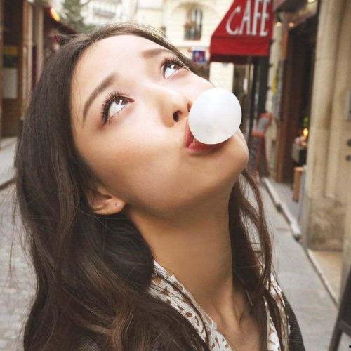 娱乐吃瓜君倪妮,娱乐圈的“吃瓜女王”，揭秘明星幕后故事